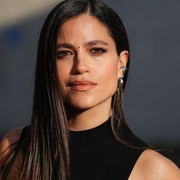 Veronica Gentili: "Mi faccio trasportare dalla marea"