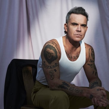 ROBBIE-WILLIAMS-PRESS_S12_149 1 (1)
