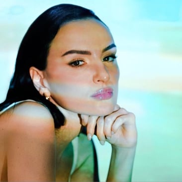 ARISA Silvia Violante Rouge