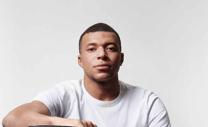 Kylian Mbappé: "Mi manca la normalità".