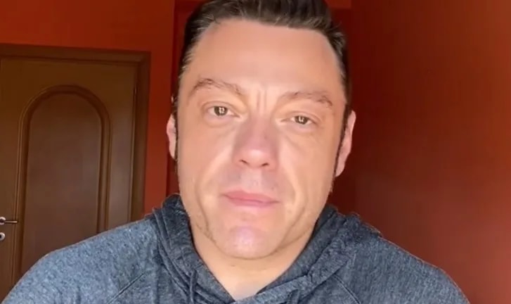 Tiziano Ferro: “Quando cadete chiedete aiuto”