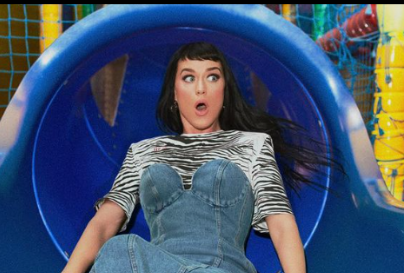 Katy Perry colleziona ciocche di capelli di celebrità.
