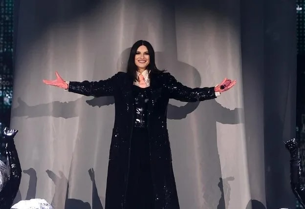 Laura Pausini, nuove date del tour mondiale