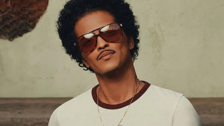 Bruno Mars ha un debito di 50 milioni di dollari