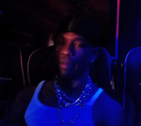 Travis Scott arrestato a Parigi.