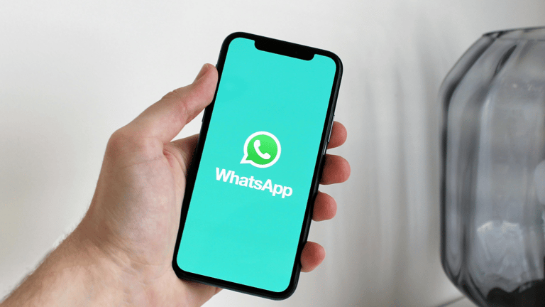 Dal 1° gennaio Whatsapp non funzionerà più sui vecchi smartphone