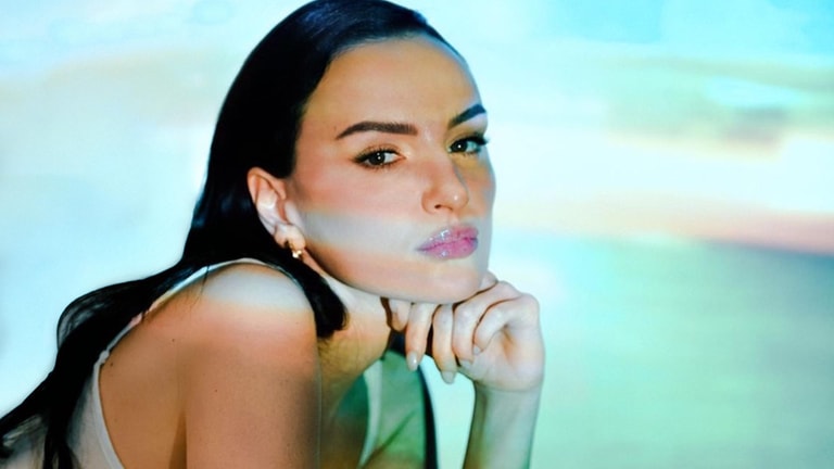 ARISA Silvia Violante Rouge