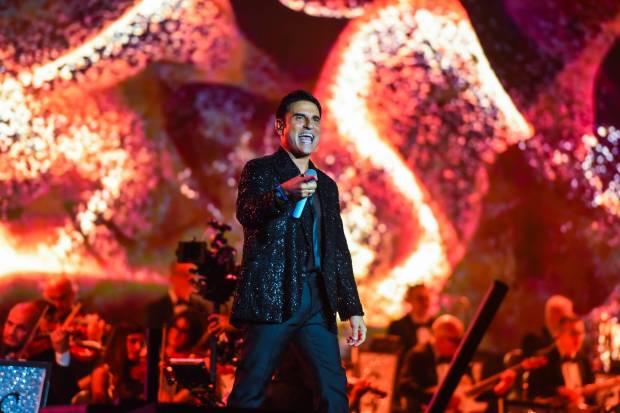 Sal Da Vinci - stasera che sera - mediaset