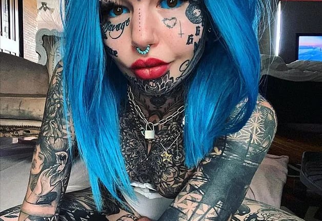 Amber Luke, la donna più tatuata d’Australia