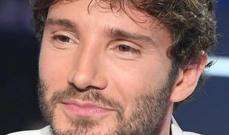 Bar Stella: Ha chiuso, lo show con Stefano De Martino