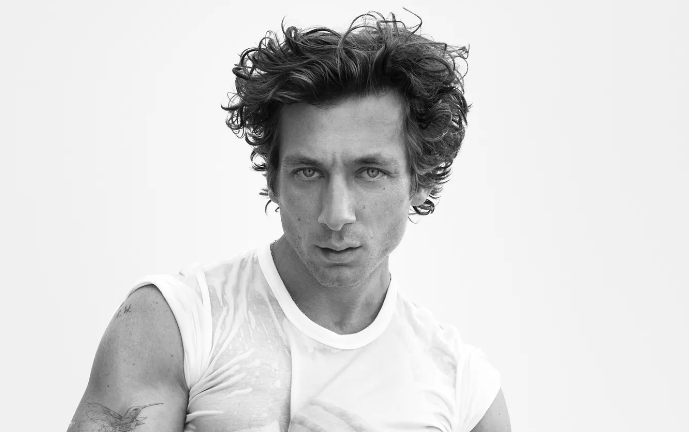 Jeremy Allen White è il nuovo volto di Calvin Klein.