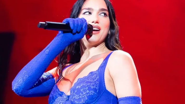 Dua Lipa: odiosi i comportamenti delle band brit pop