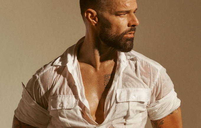 Ricky Martin Amo i piedi, amo massaggiarli e baciarli