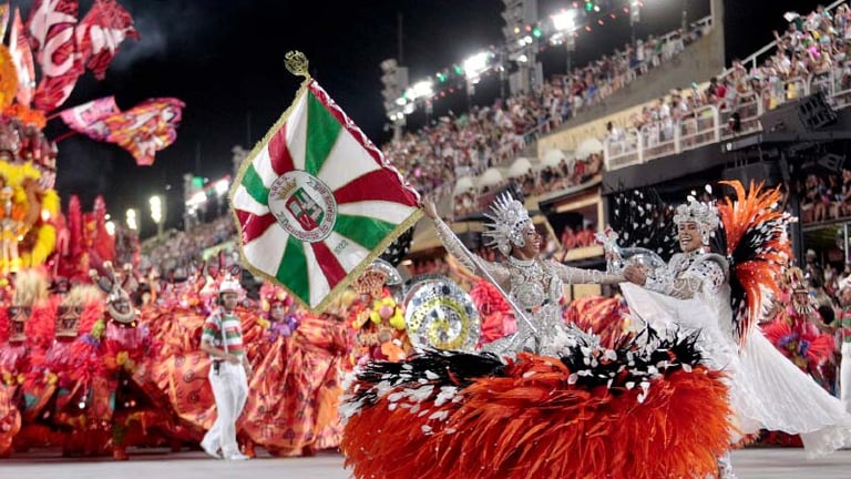 "La più grande festa del mondo": inizia il Carnevale di Rio 2024.
