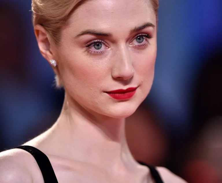 Elisabeth Debicki 30 ore di trucco per diventare Lady Diana