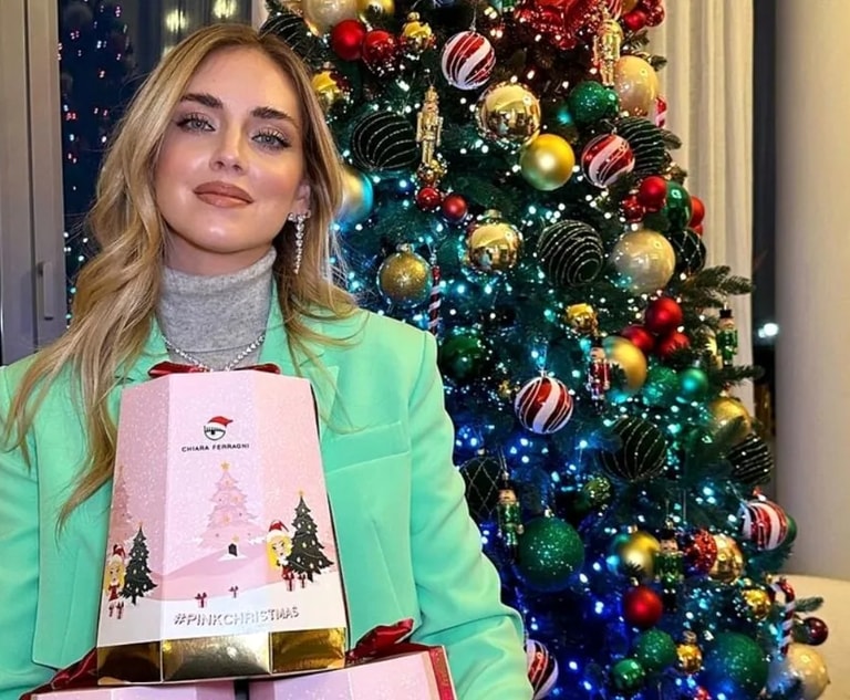 L'Antitrust sanziona la vendita dei pandori Pink Christmas di Chiara Ferragni e della Balocco per "pubblicità ingannevole".