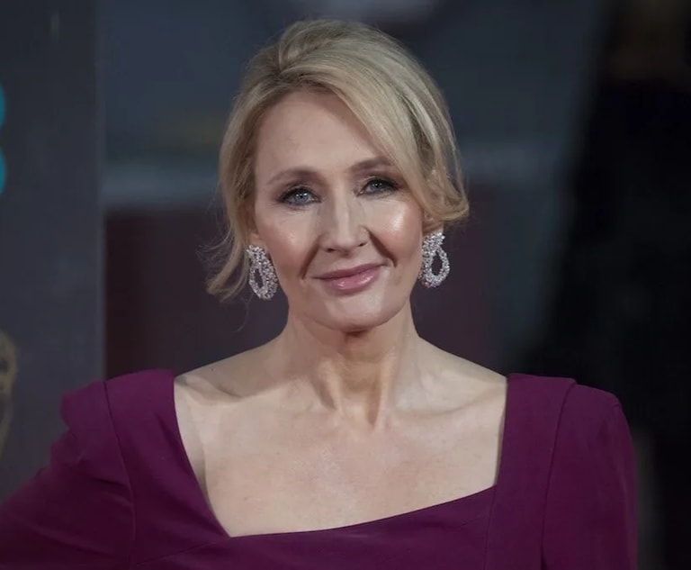 J.K. Rowling in lacrime: “I bambini danneggiati per sempre”