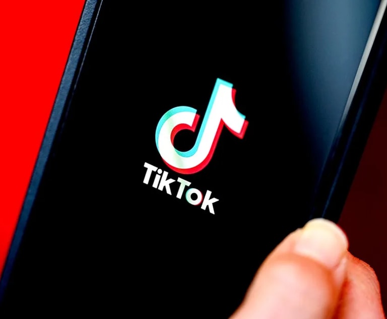 Anche l'UE potrebbe vietare TikTok sugli smartphone.