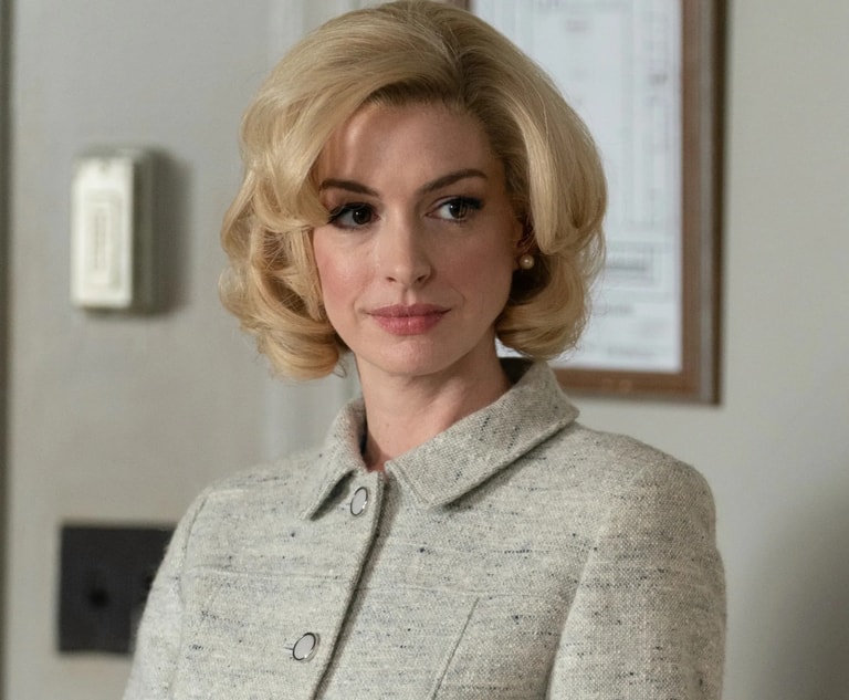 "Eileen", il trailer del thriller con Anne Hathaway