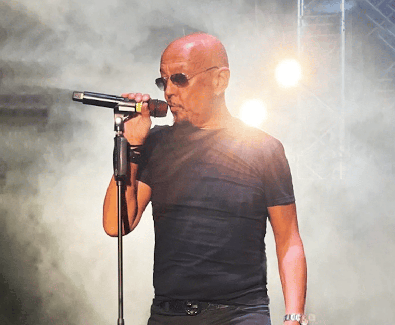 Enrico Ruggeri: “Contro la trap? No, sono contro le brutte canzoni”