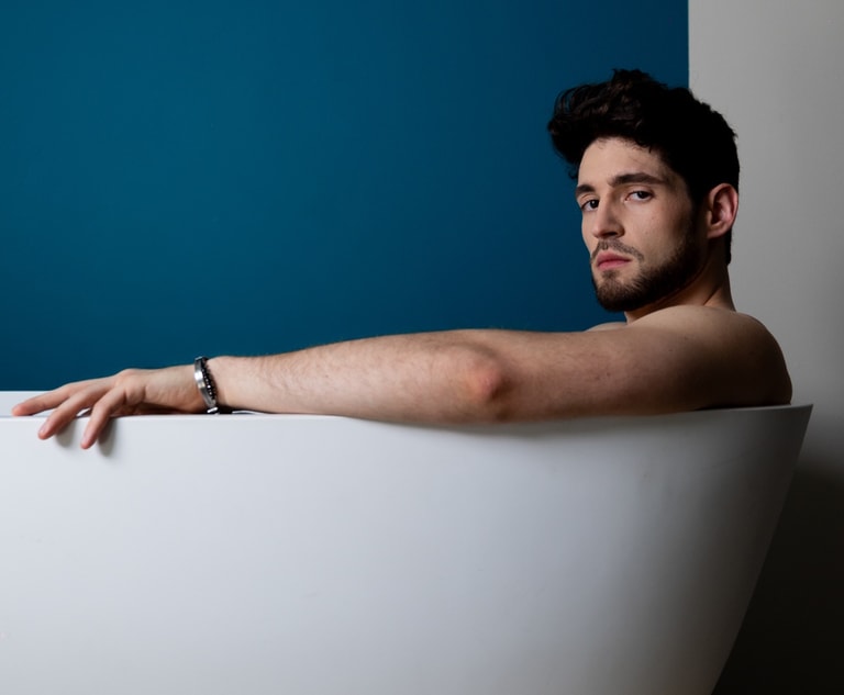 Matteo Faustini – posato 1 – ©️ CHAOSLAB SRL — Silvia Menotto