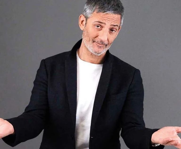 Fiorello fa la parodia di Unica di Ilary Blasi