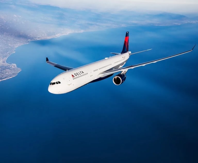 Vermi nella cabina dell’aereo Delta per colpa di una valigia