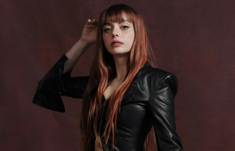 annalisa-esibizionista-886x494