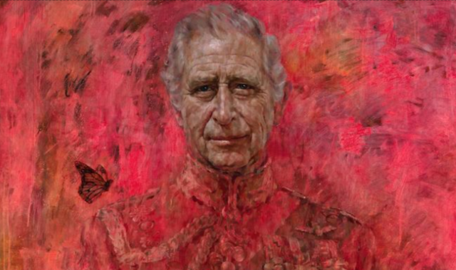 Polemiche per il Carlo III "rosso sangue".