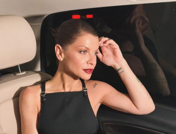 Alessandra Amoroso: "Gli amori rotti non vale la pena aggiustarli"