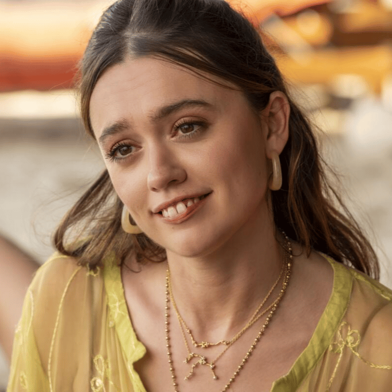 Aimee Lou Wood: “Basta parlare dei miei denti”
