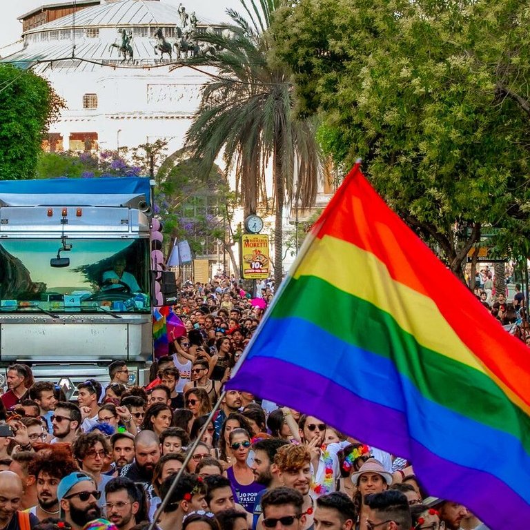 Il Consiglio Comunale di Palermo ha bocciato un Ordine del Giorno che prevedeva l'adesione al Pride di per prossimo 22 giugno e il patrocinio del Comune.